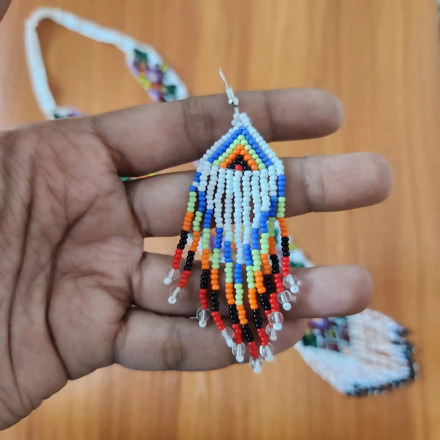 Bhasvara beadloom necklace set