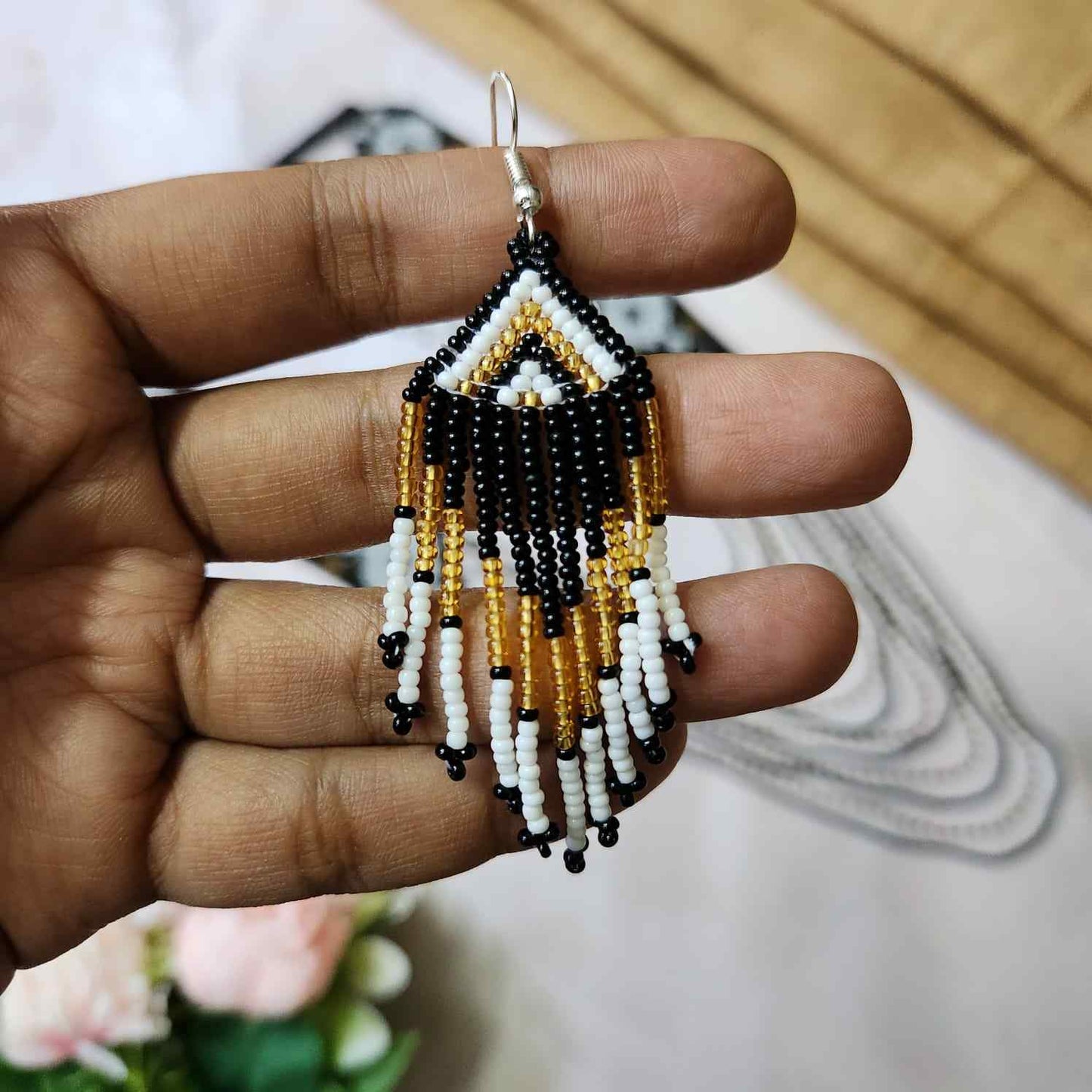 black brown partywear necklace for office with saree kurti shirt and blazer diamond design necklace layered bead necklace set wedding wear haldi sangeet mehndi