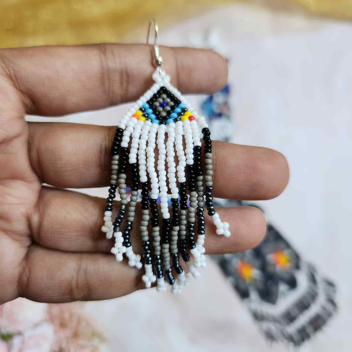 bead necklace set black and white blue butterfly floral design necklace daily wear necklace for office and party.