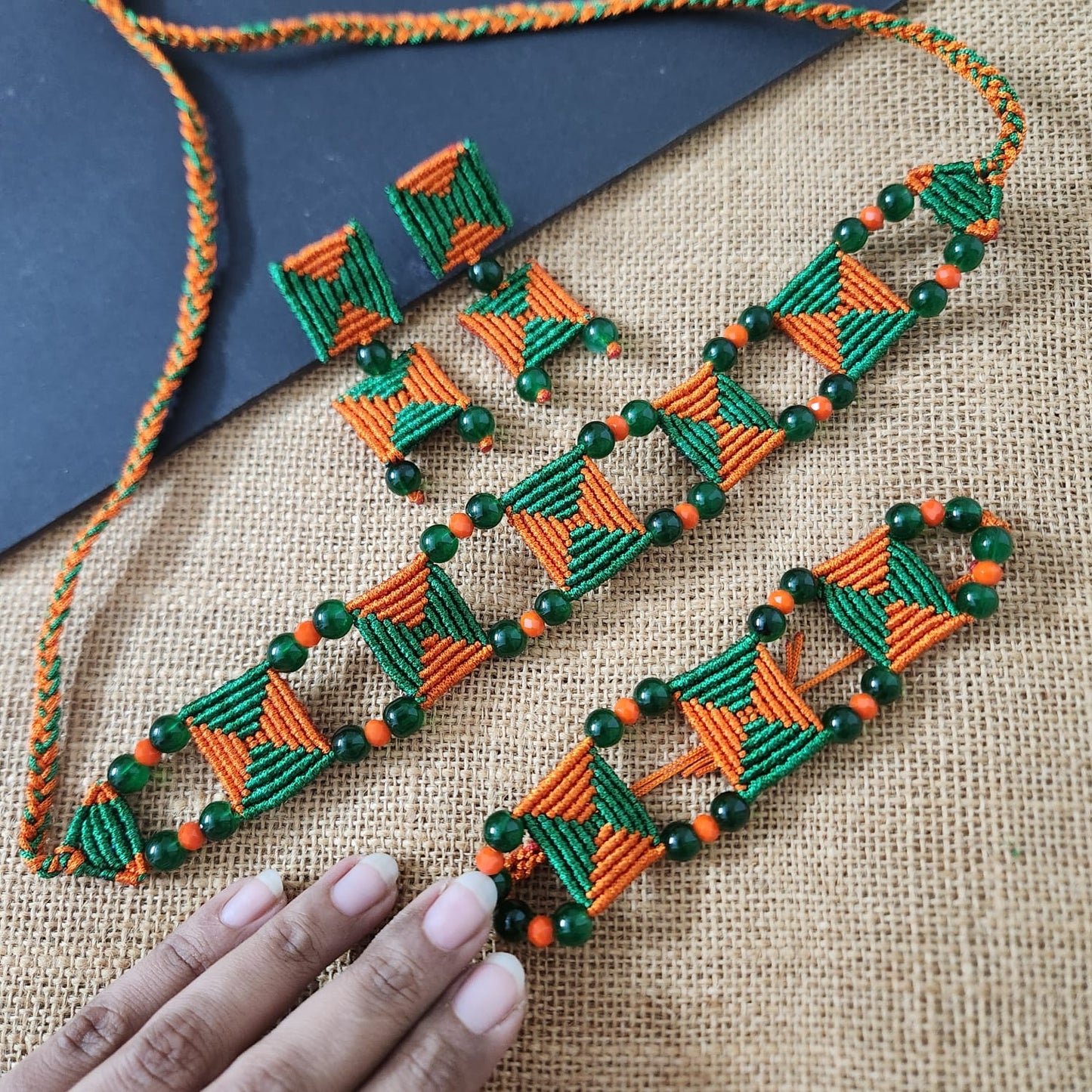 Mukkona macrame necklace set