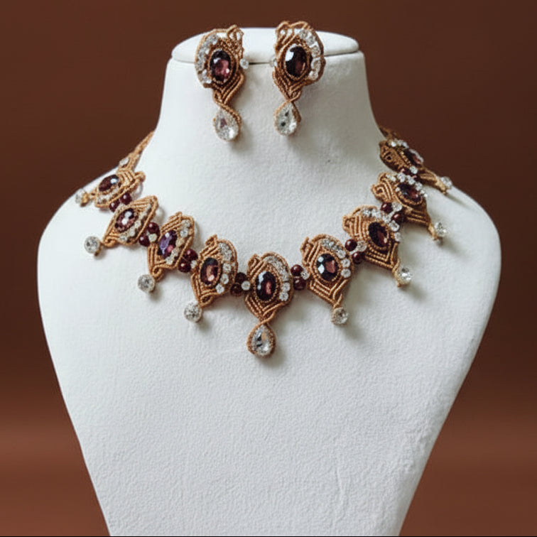 Sahana burgundy macrame necklace set