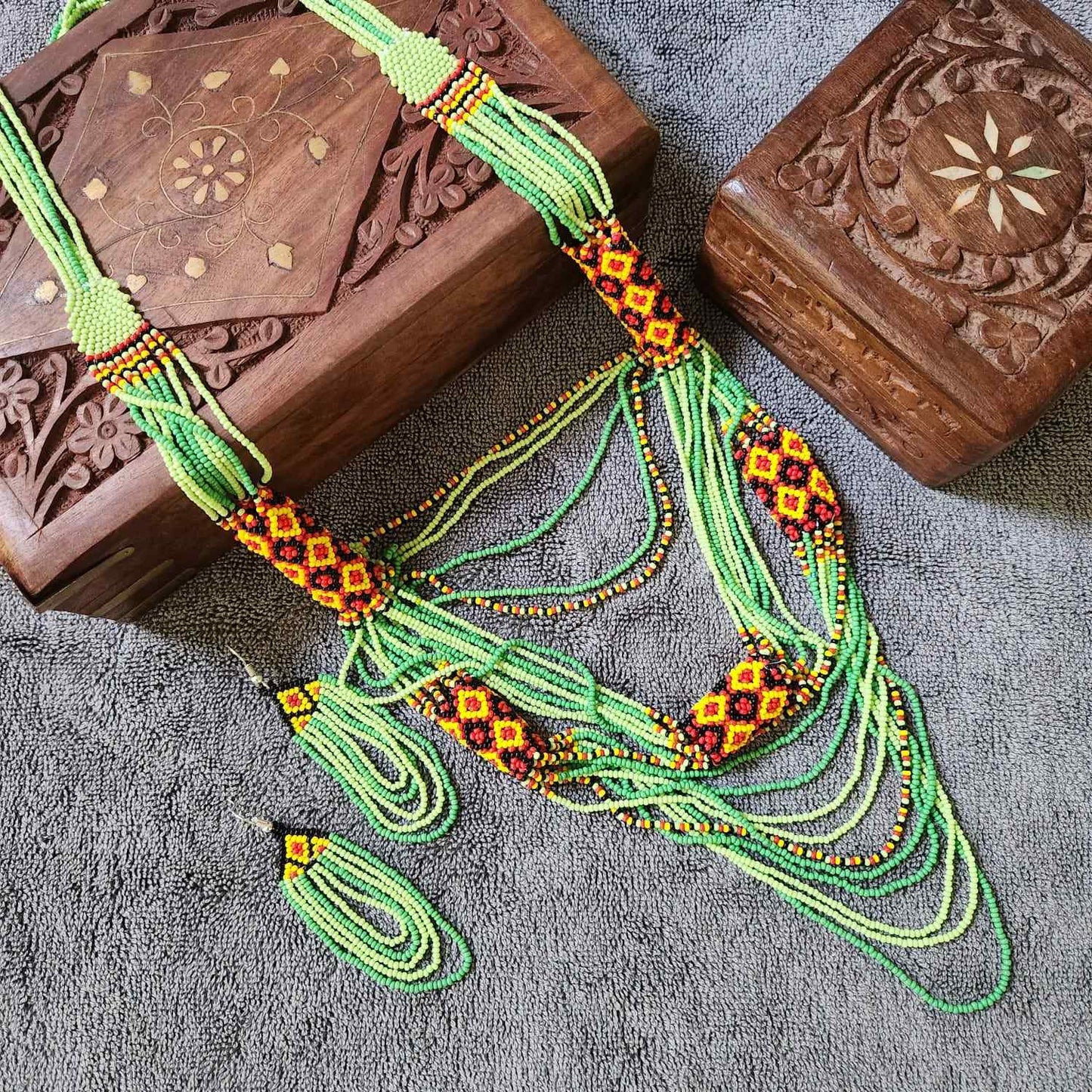 geometric bead necklace set orange yellow green necklace for haldi shaadi mehndi sangeet