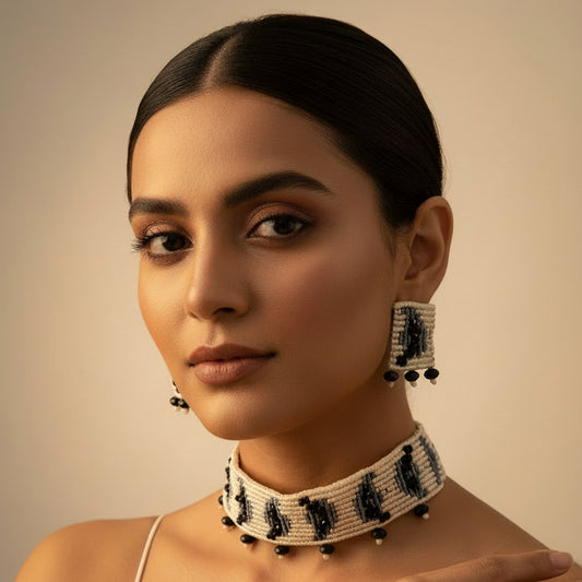 Paththa macrame necklace set
