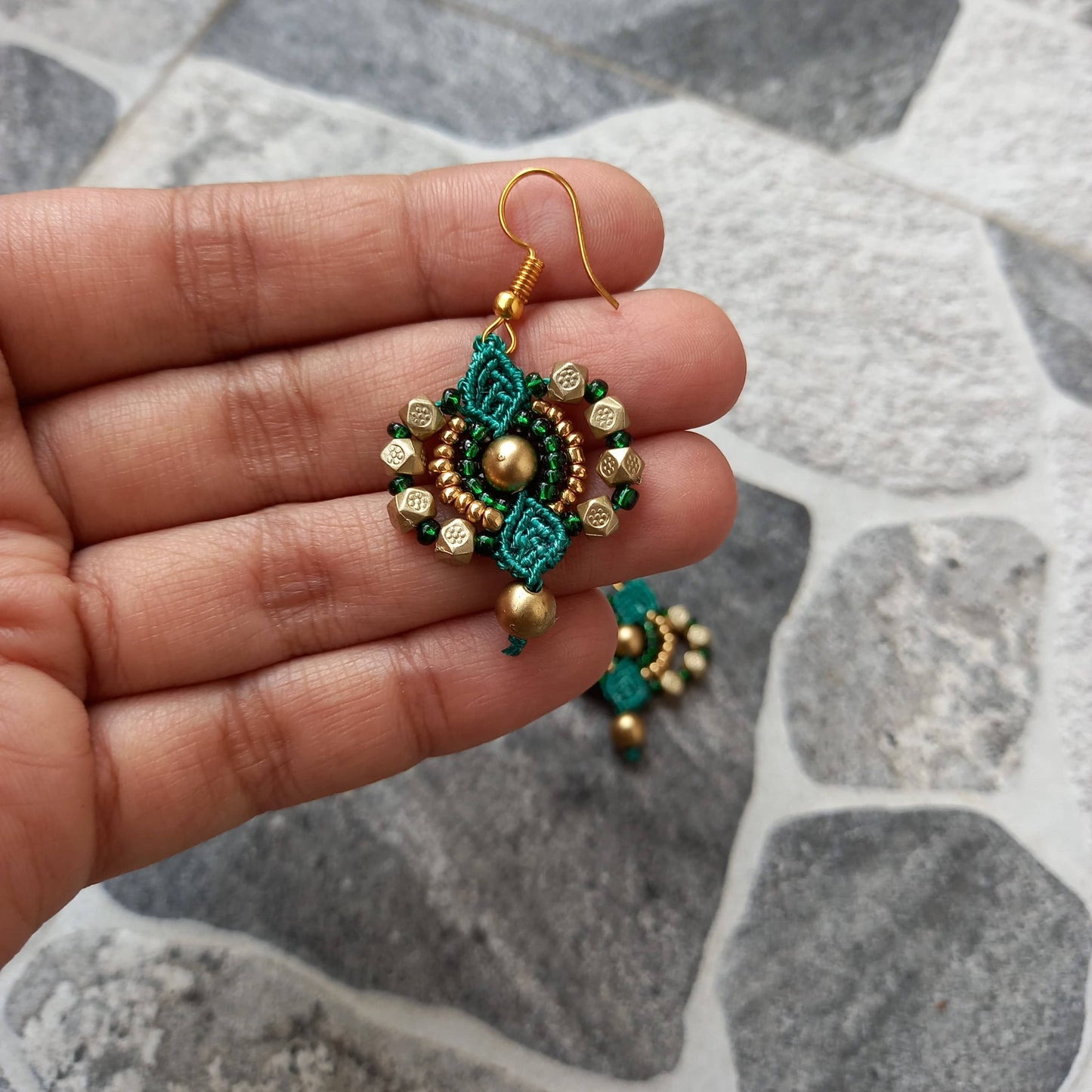 Swarna bead Micro-macramé earrings