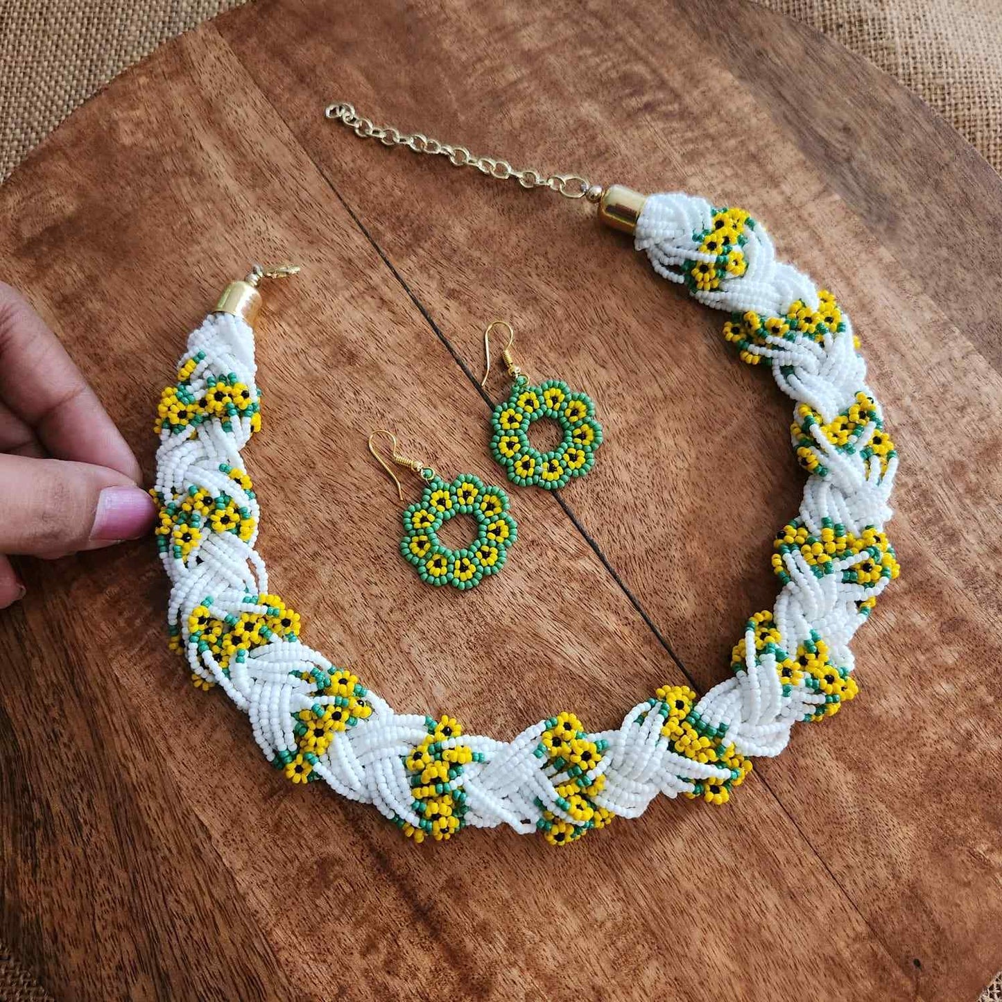 floral necklace bead jewellery short necklace daisy flower motif partywear necklace floral earrings