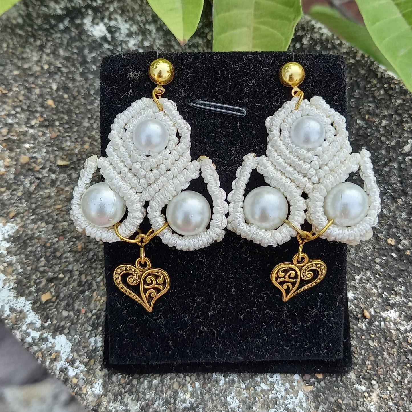 macramé stud dangler earrings with filigree heart accent