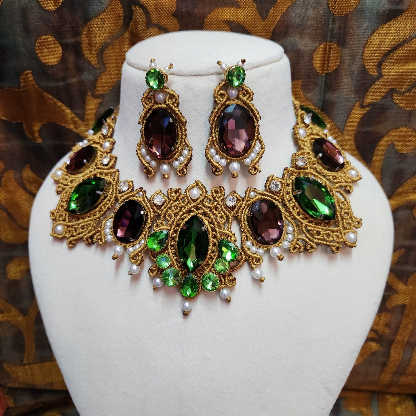 bridal jewellery set gold necklace vintage party wear necklace set green stone wine colour jewellery set stud earrings grand