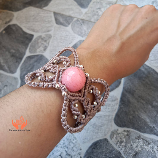 Macrame bead dangler earrings in beige with pink and pearl beads