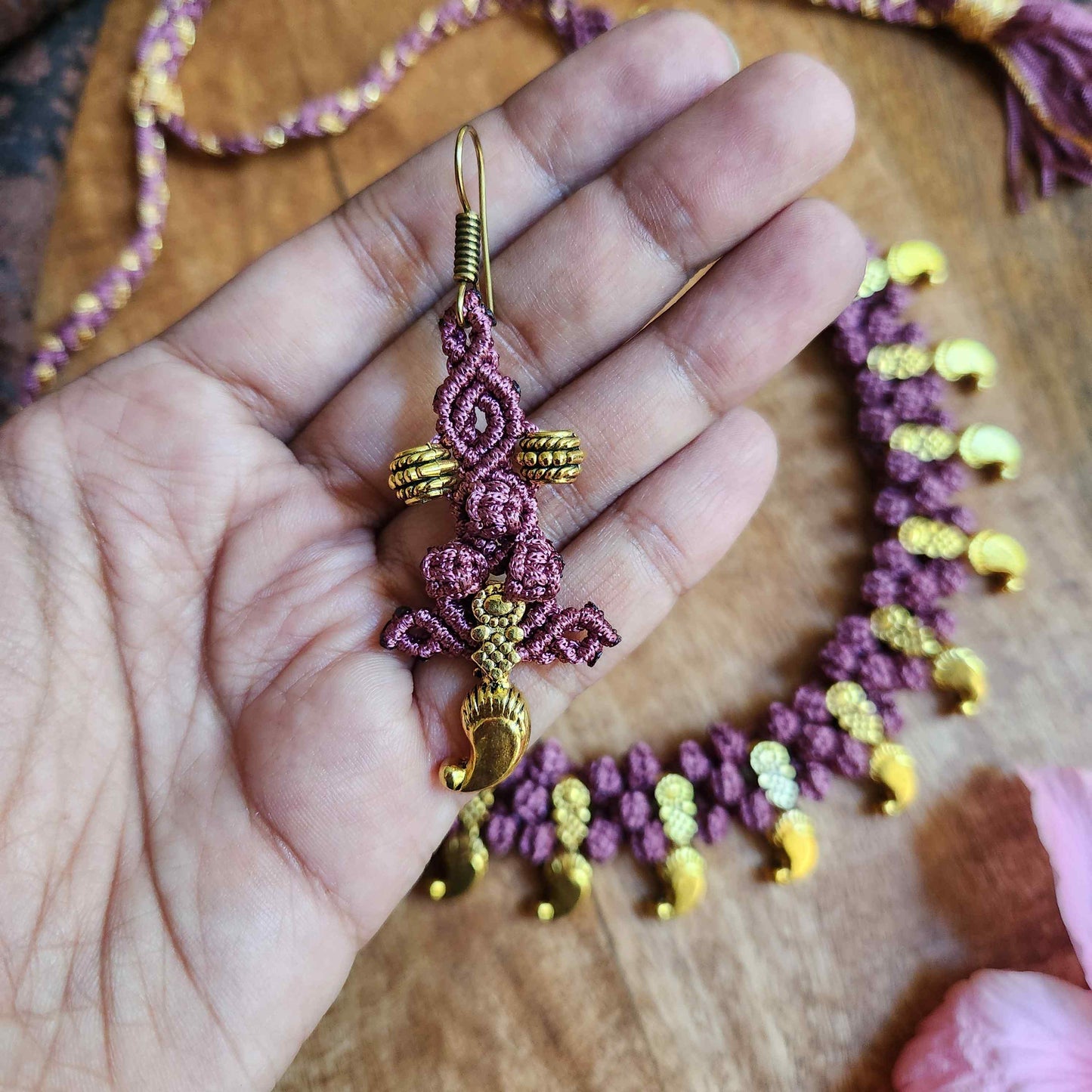 wedding jewellery set for sangeet necklace set kohlapuri gold bead jewellery for party