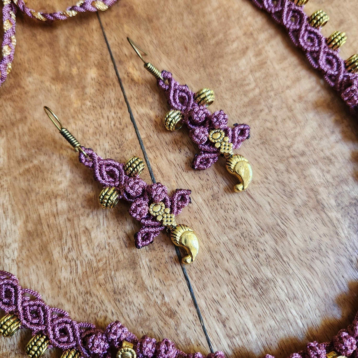 wedding jewellery set for sangeet necklace set kohlapuri gold bead jewellery for party