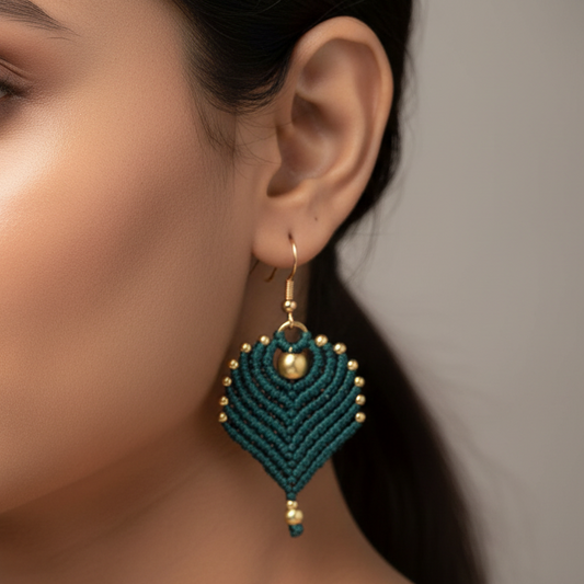 Saundarya dark green macrame earrings