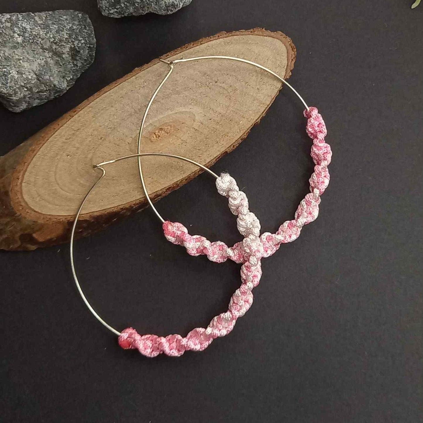 Macramé hoop earrings in variegated colours with twist design