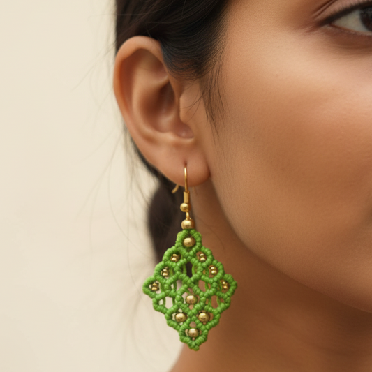 Kala light green bead macrame earrings