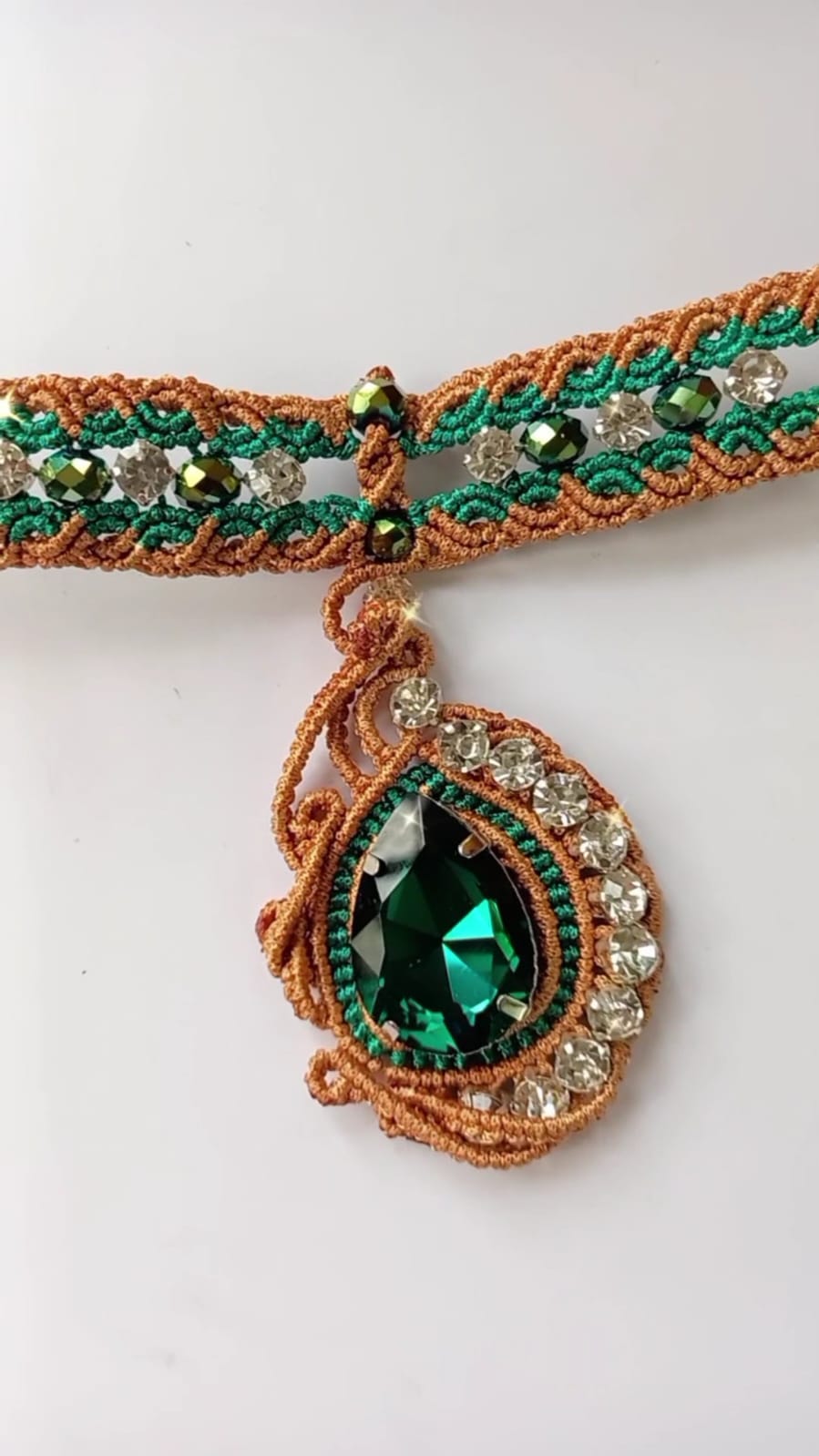 green and white stone macrame choker stud earrings set
