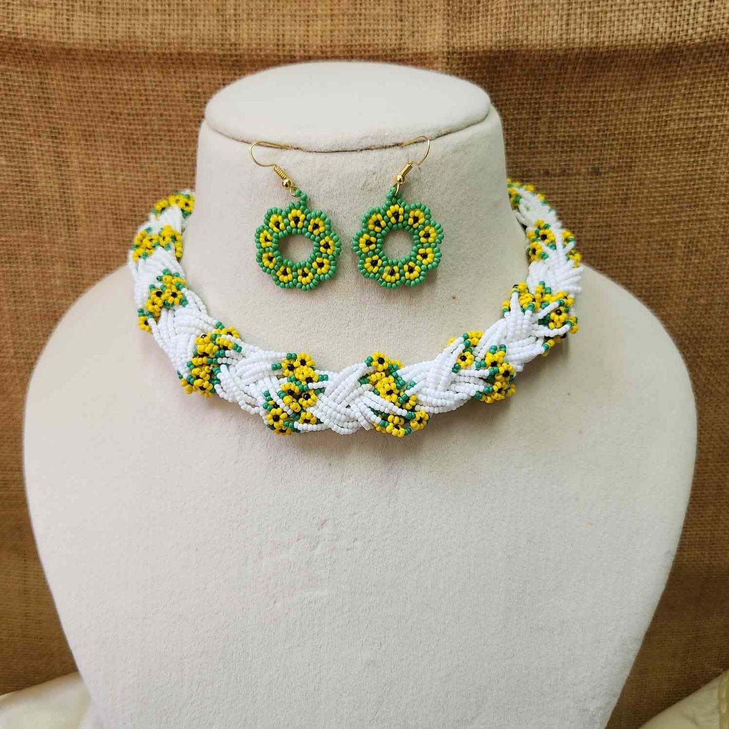floral necklace bead jewellery short necklace daisy flower motif partywear necklace floral earrings