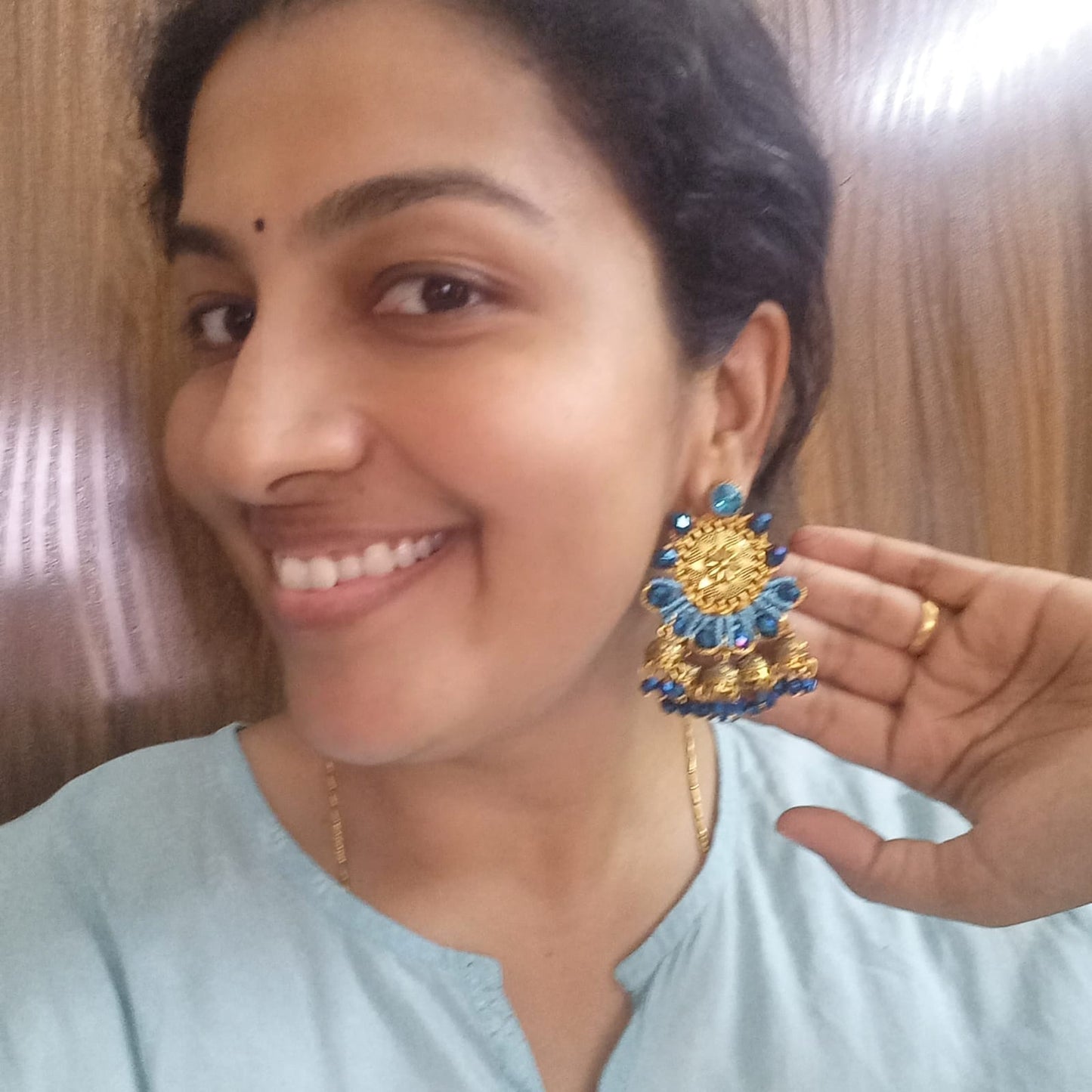 Kanthalata blue macrame necklace set