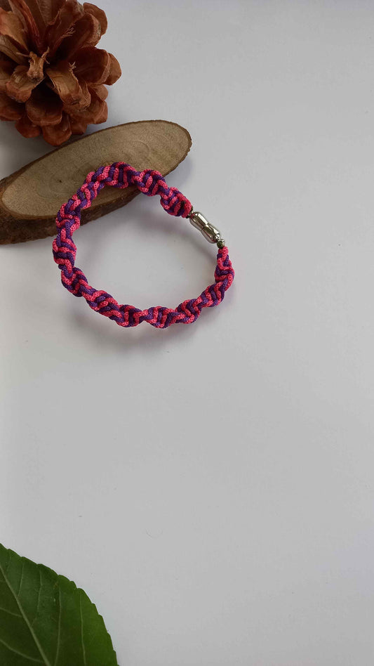 handmade macrame boho bracelet