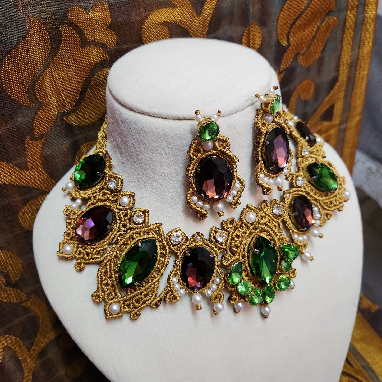 bridal jewellery set gold necklace vintage party wear necklace set green stone wine colour jewellery set stud earrings grand