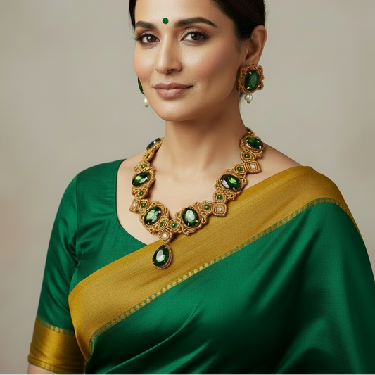 Varali stone macrame necklace set