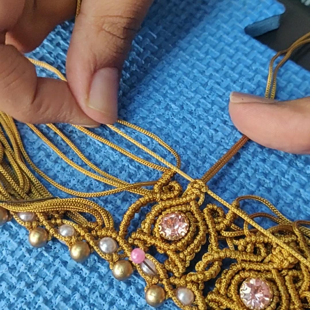 Top 5 Knotting Techniques Used in Macrame Jewellery - The Yarn Artisan Store