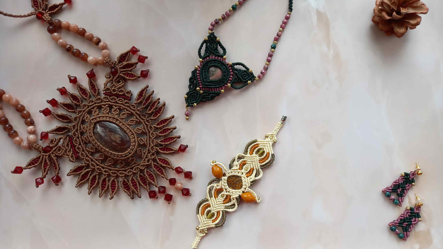 Macrame Jewellery with Semiprecious Gemstones