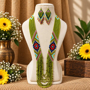 Abja green beadloom necklace and earring set