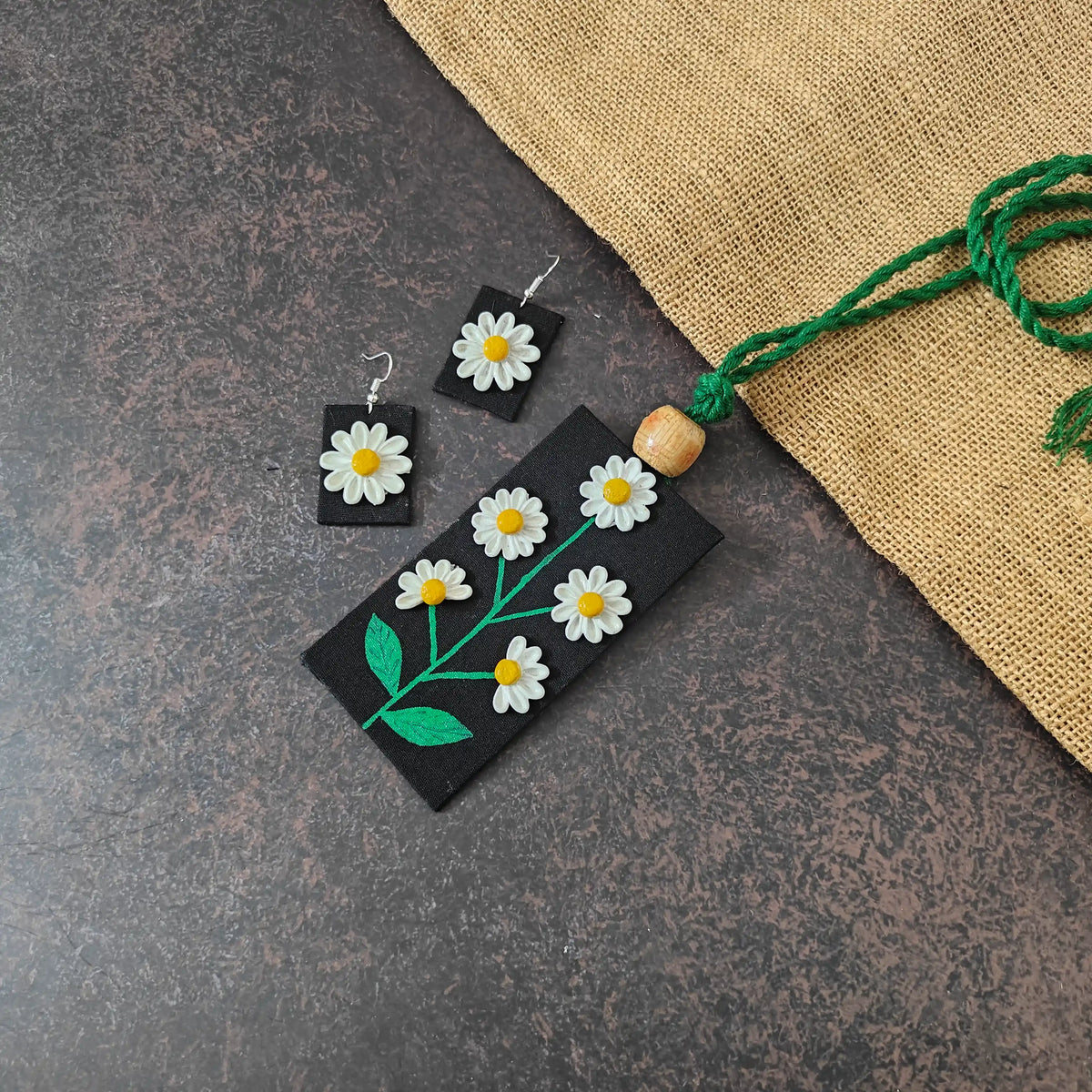 Avani fabric necklace set