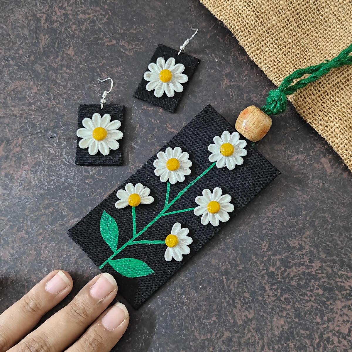 Avani fabric necklace set