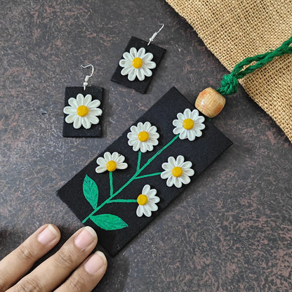 Avani fabric necklace set