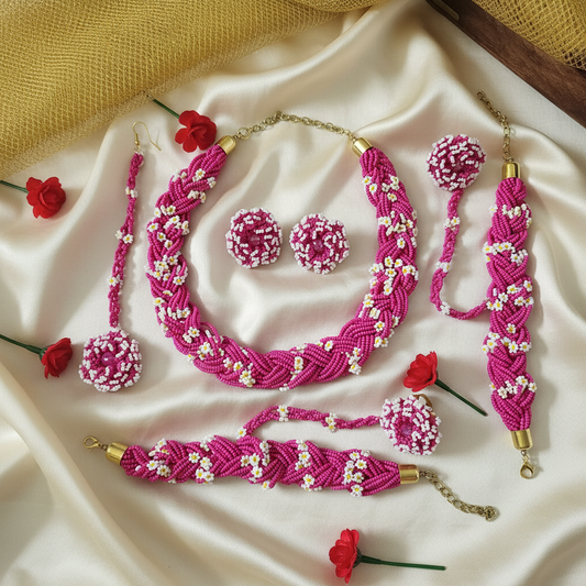 Daisy dark pink bridal bead jewellery set