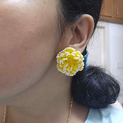 bridal jewellery floral necklace stud earrings haathphool maang tikka haldi necklace set wedding jewellery white yellow jewellery for haldi mehendi sangeet shaadi 