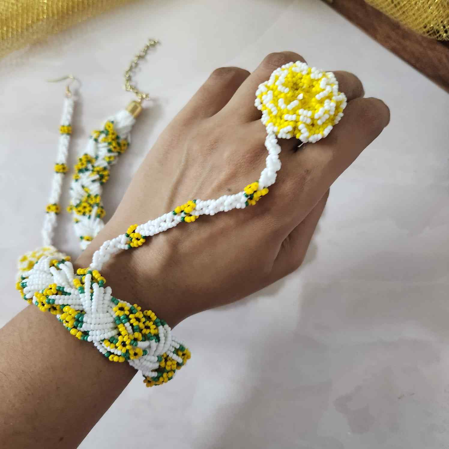 bridal jewellery floral necklace stud earrings haathphool maang tikka haldi necklace set wedding jewellery white yellow jewellery for haldi mehendi sangeet shaadi 