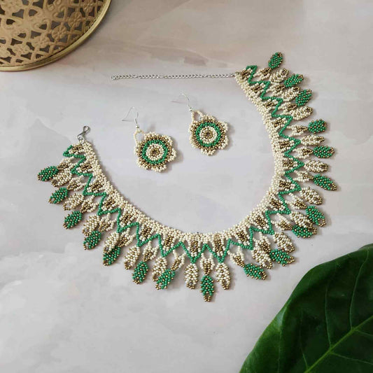 Elai bead necklace set