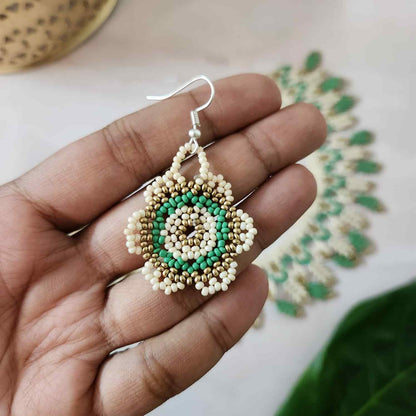 Elai bead necklace set