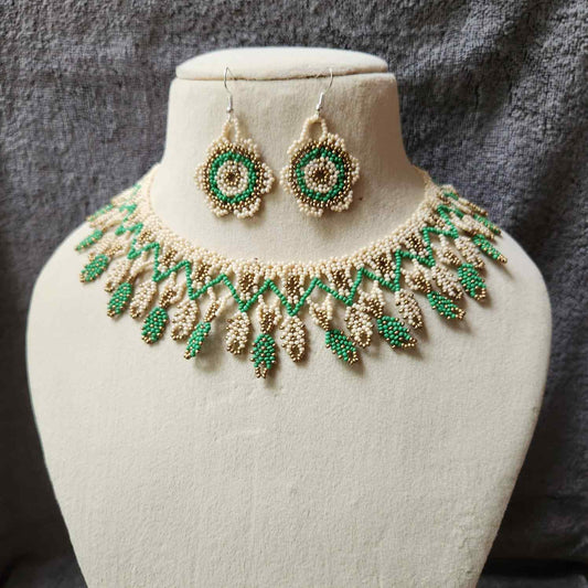 Elai bead necklace set