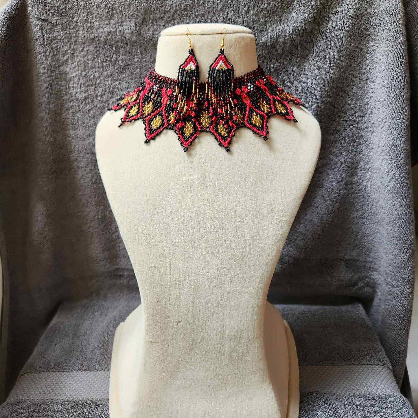 bib necklace bead jewellery diamond pattern black broad necklace choker bead necklace set dangler earrings party wear wedding wear grand necklace set jewellery