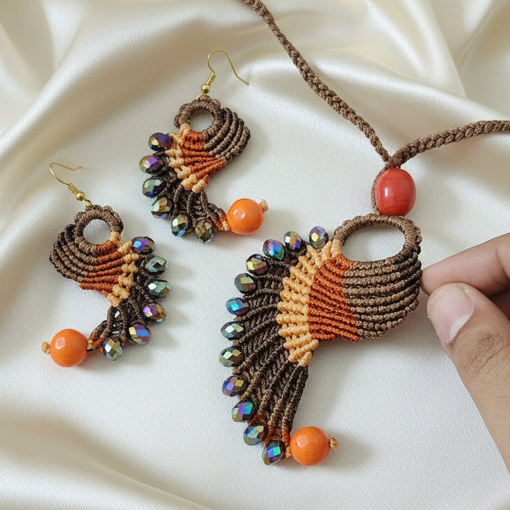 Hamsa orange macrame necklace set