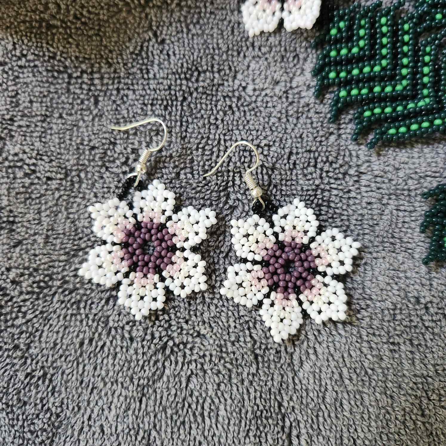 bead necklace flower necklace 3D necklace leaf green leaves haldi necklace set flower earrings white necklace