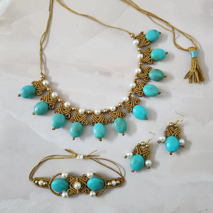 Komal macrame necklace set