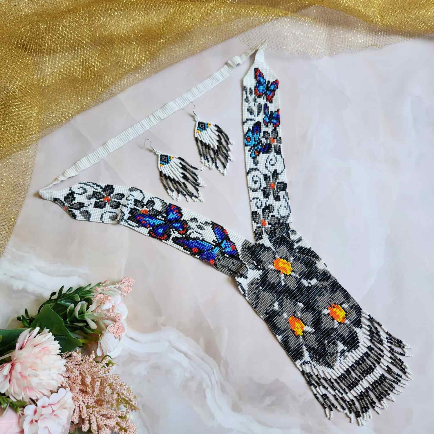 bead necklace set black and white blue butterfly floral design necklace daily wear necklace for office and party. 