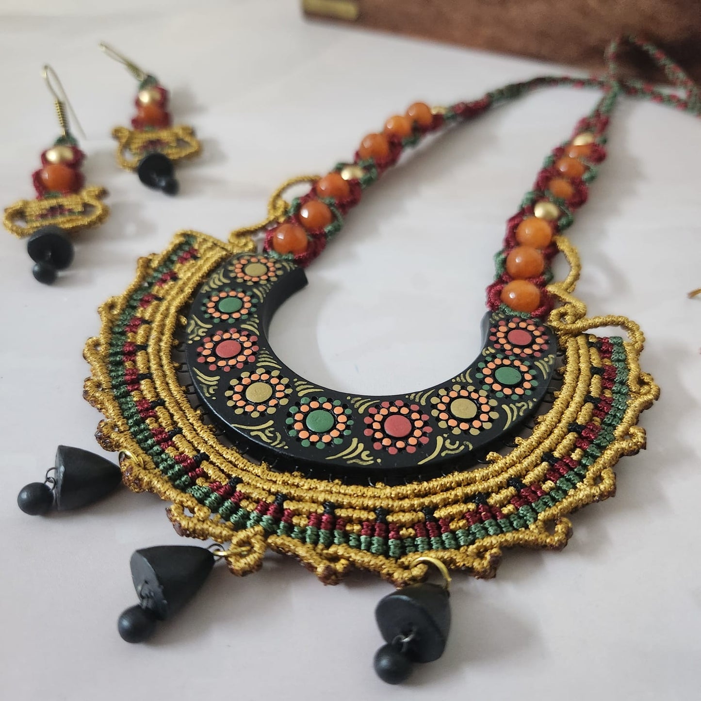 Mrida macrame necklace set