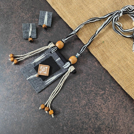 Mrinmayi grey fabric necklace set — rectangular grey ikkat pendant with a maroon applique and hand-painted terracotta motif, with stud dangler earrings