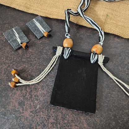 Mrinmayi grey fabric necklace set