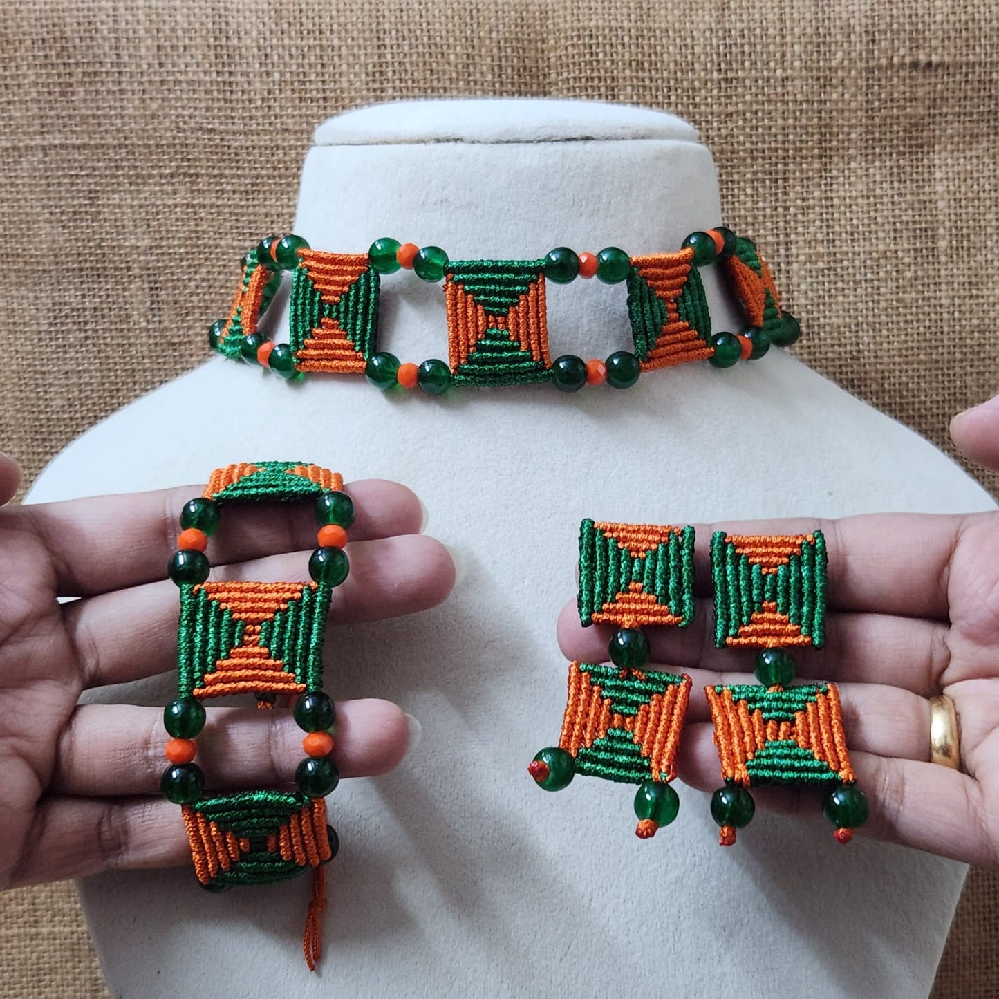 Mukkona macrame necklace set