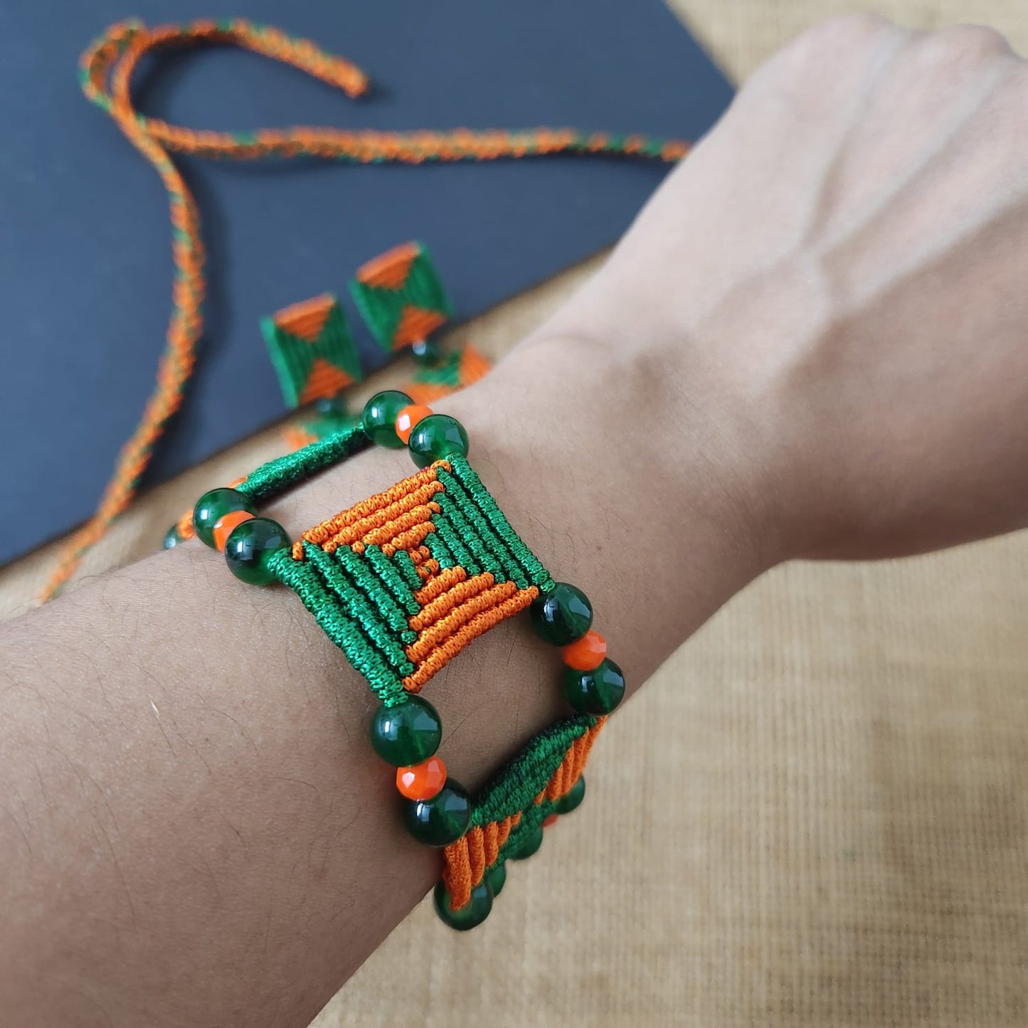 Mukkona macrame necklace set