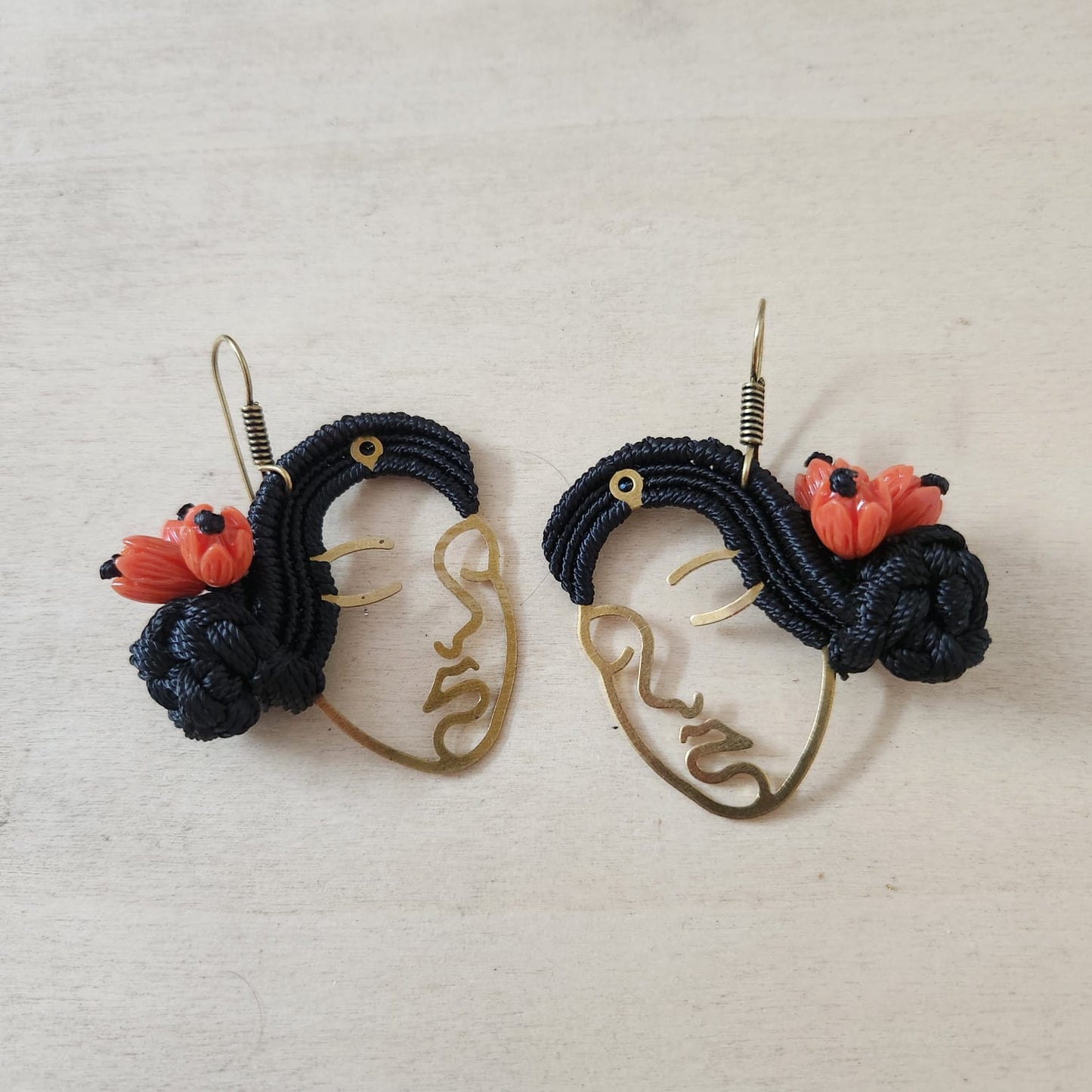 Naari macrame earrings