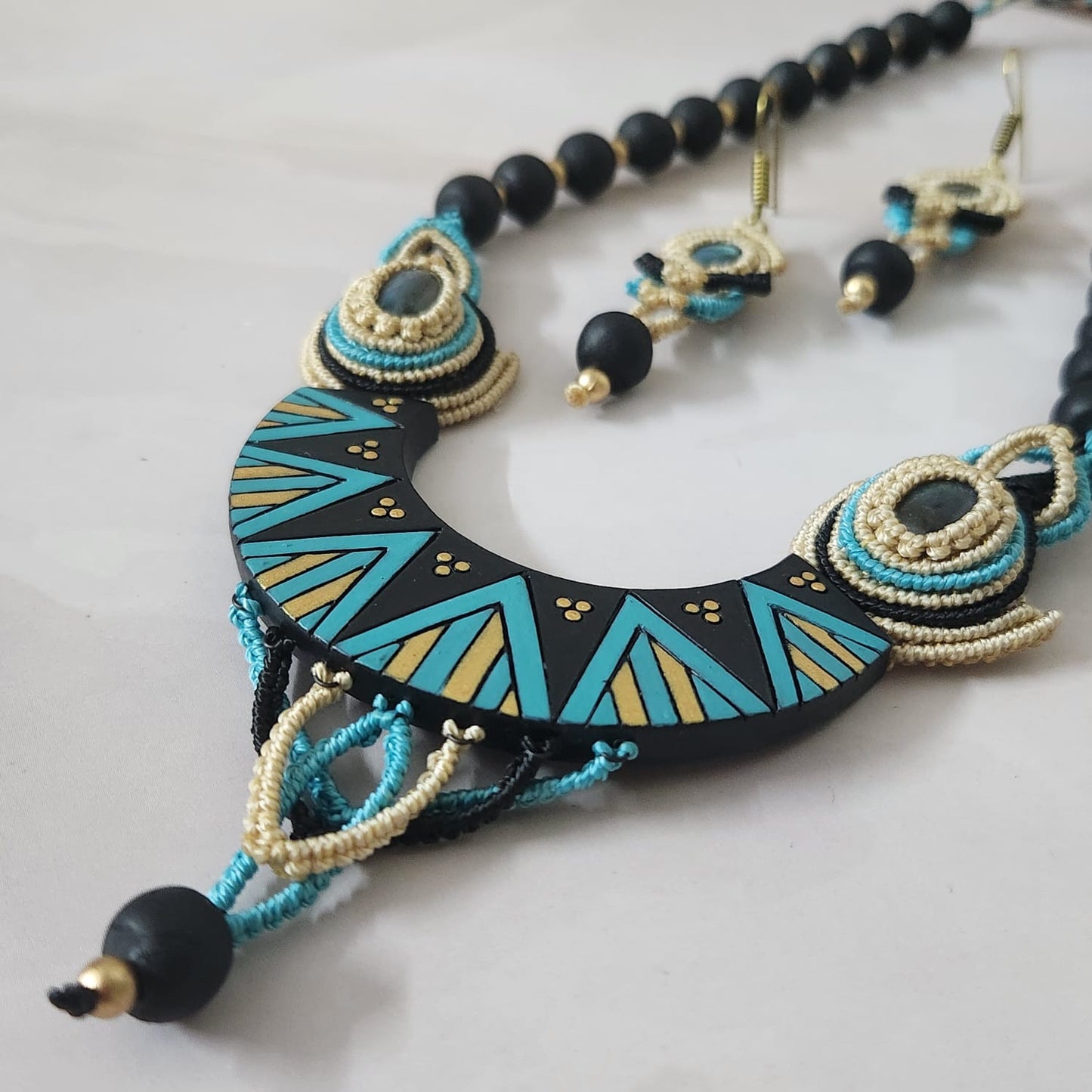 Nabha macrame necklace set