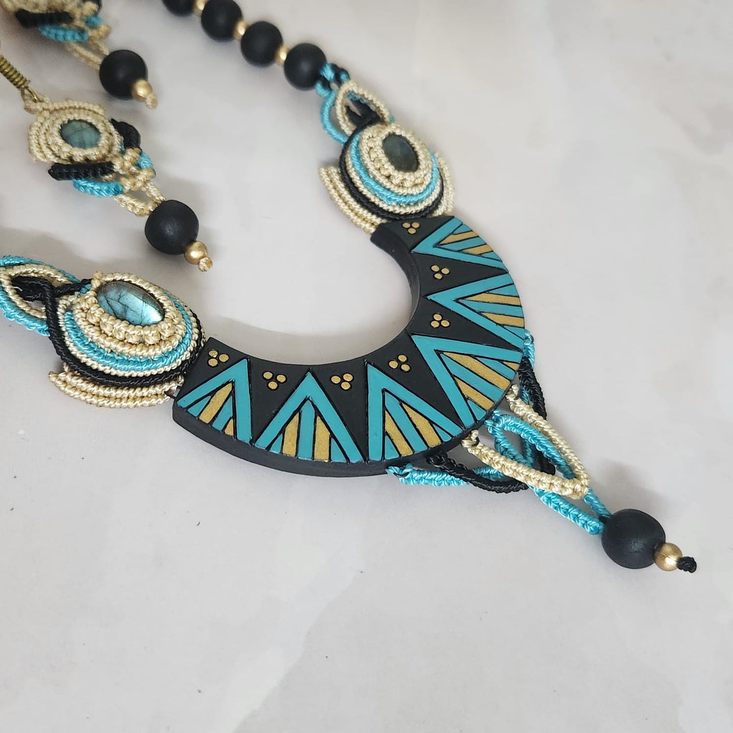 Nabha macrame necklace set