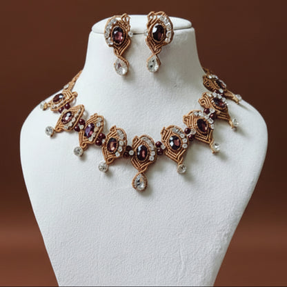 Sahana burgundy macrame necklace set
