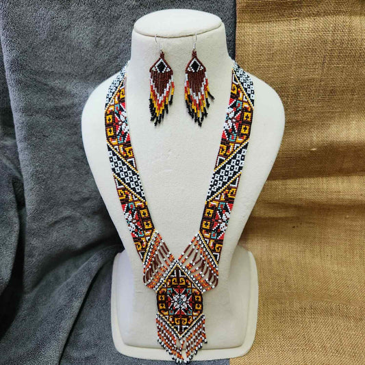 geometric bead necklace set orange yellow green necklace for haldi shaadi mehndi sangeet checker board design independence day
